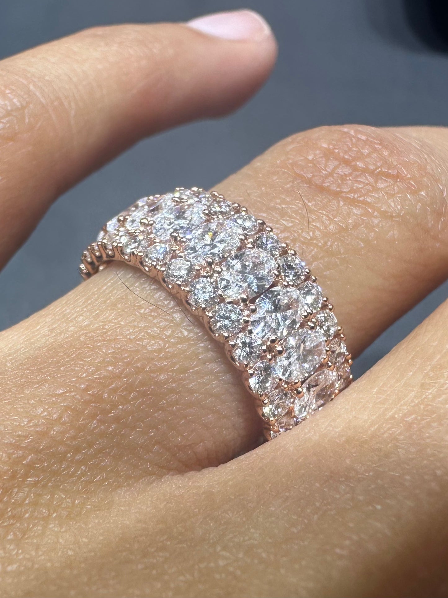 14KT Rose Gold LabGrown Diamond Oval and Round Band