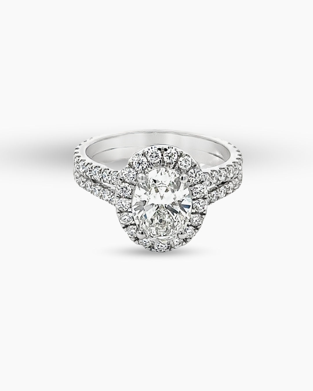 1.38Carat,F,Vs1 Oval LabGrown Diamond Ring