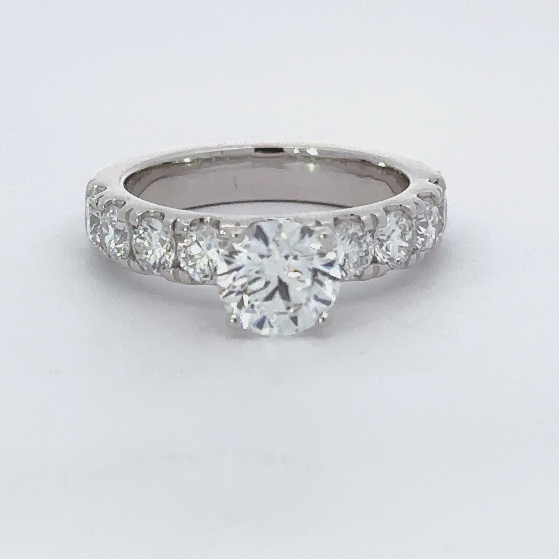 1.25CT LABGROWN DIAMOND ENGAGEMENT RING
